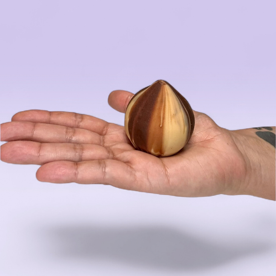 HAZELNUT